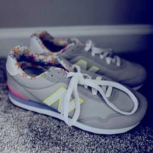 New balance shoes, worn a couple times
